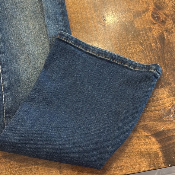 Good American high rise flare size 25 - Picture 4 of 4